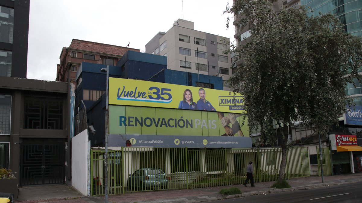 La organización política tiene su sede principal en la ciudad de Quito.
