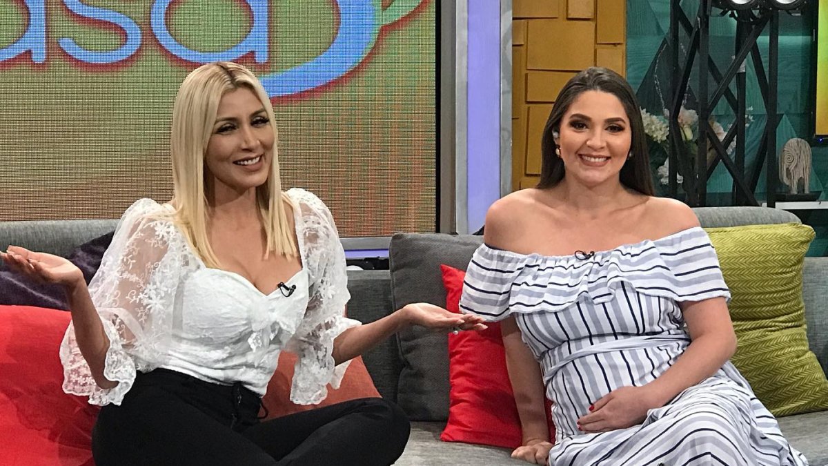 Romina con su compañera Jasú Montero.