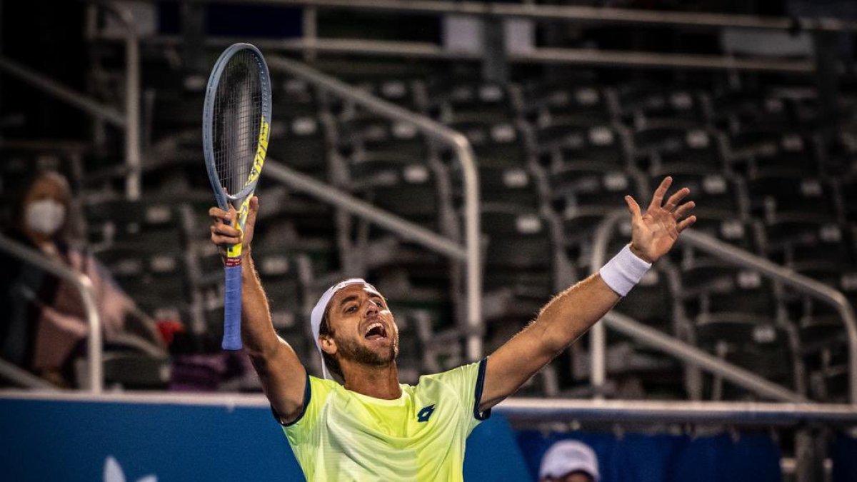 Roberto Quiroz le sigue dando alegrías al tenis ecuatoriano.