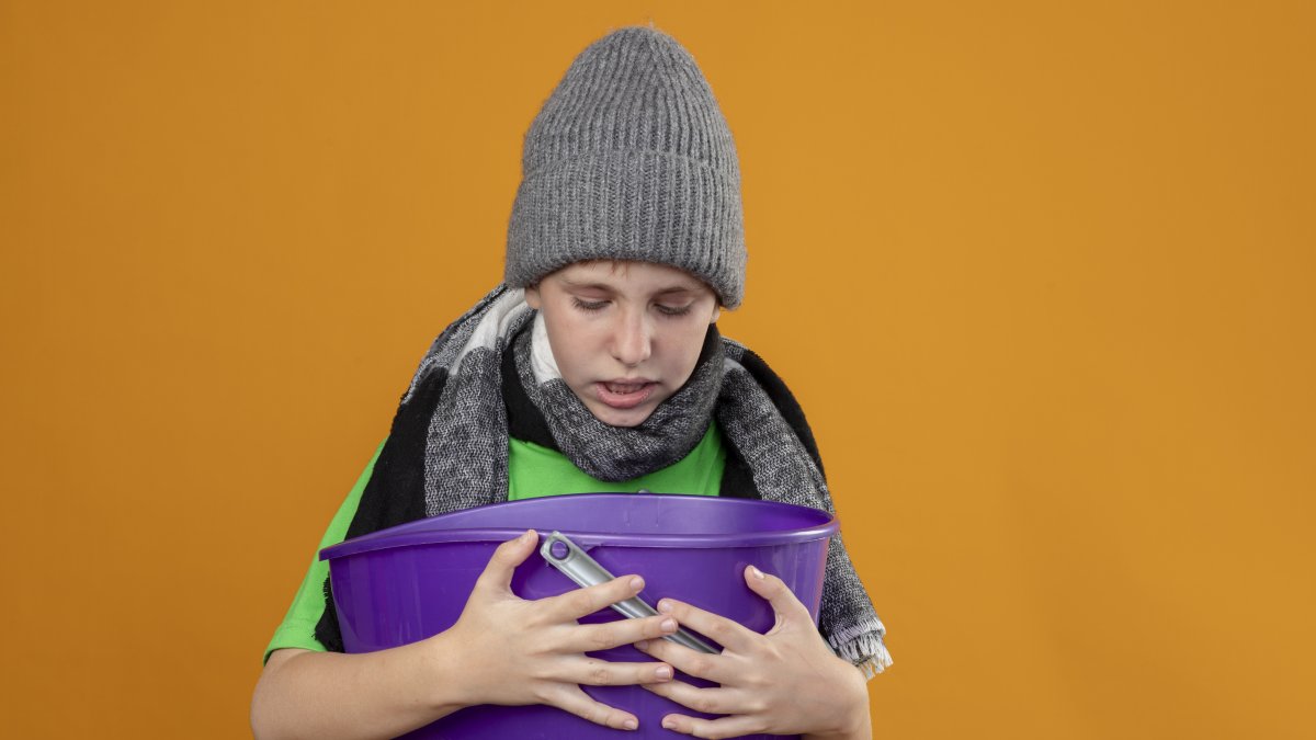 El vómito es uno de sus principales signos.