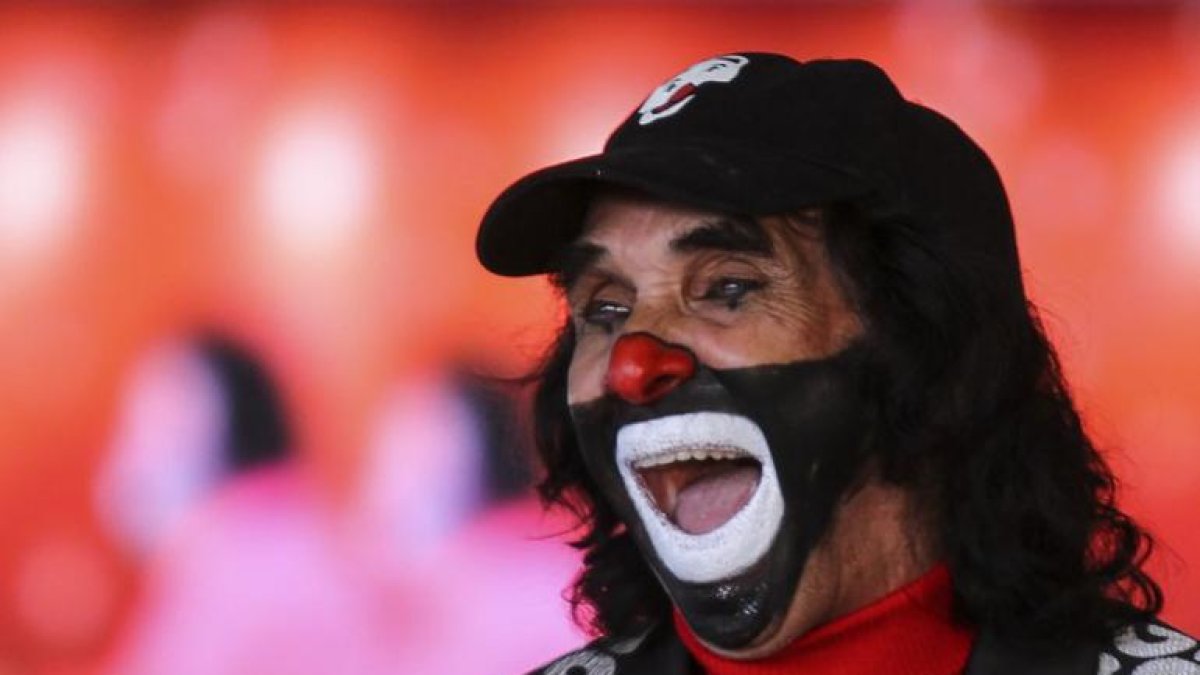 Ricardo González Gutiérrez, conocido como Cepillín, fue un payaso, presentador de televisión y cantante mexicano de música para niños.