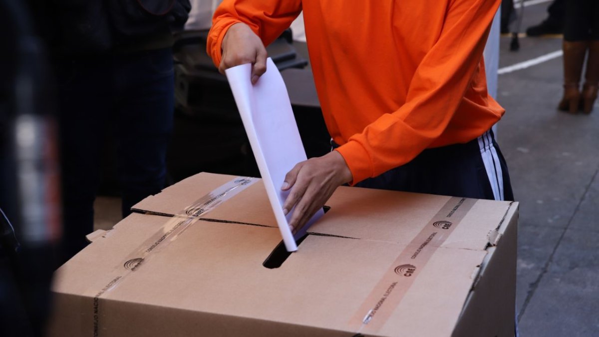 Un poco más del 50 % de los votantes habilitados son mujeres.