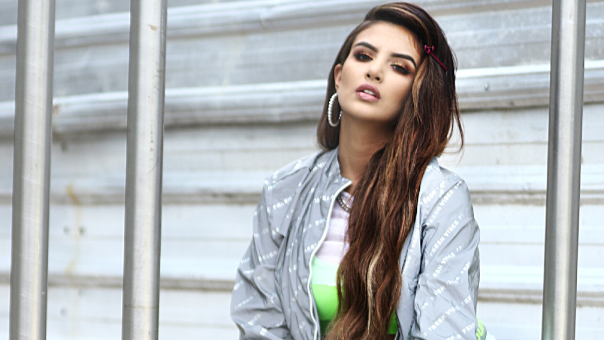 Dayanara inició su carrera como artista infantil en el programa concurso 'Pequeños brillantes' en 2009.