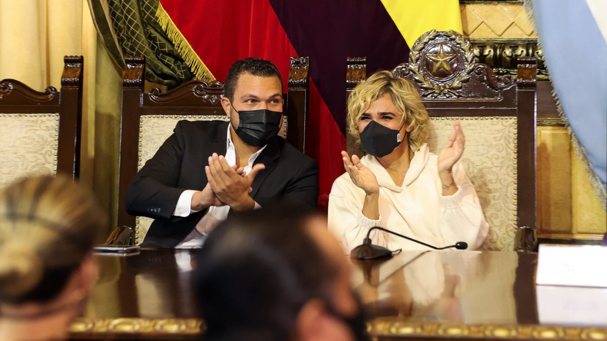 El acto de presentación se realizó junto a varias autoridades.