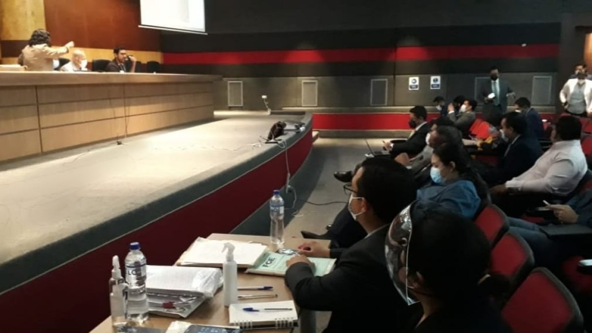 La audiencia fue retomada en las instalaciones del auditorio de la Corte Provincial de Justicia del Guayas.