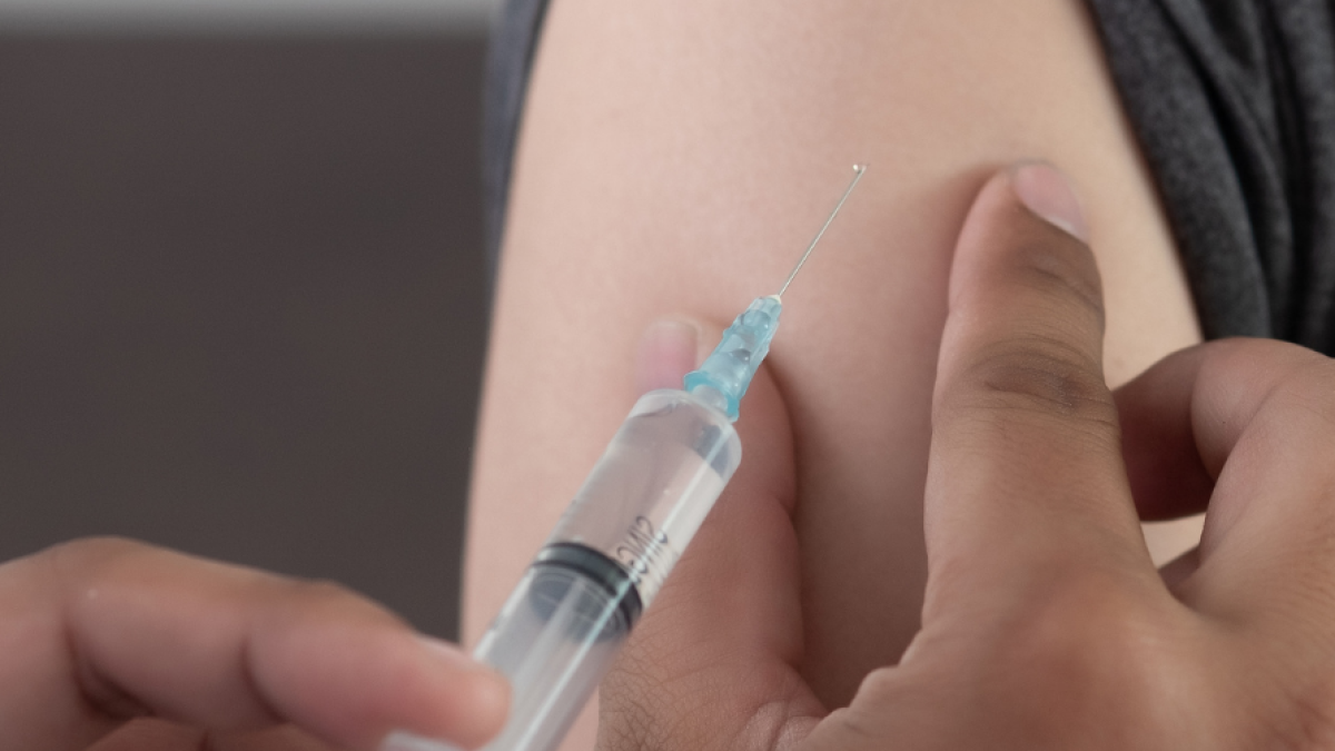 La vacunación comenzó a acelerar el paso en América Latina.