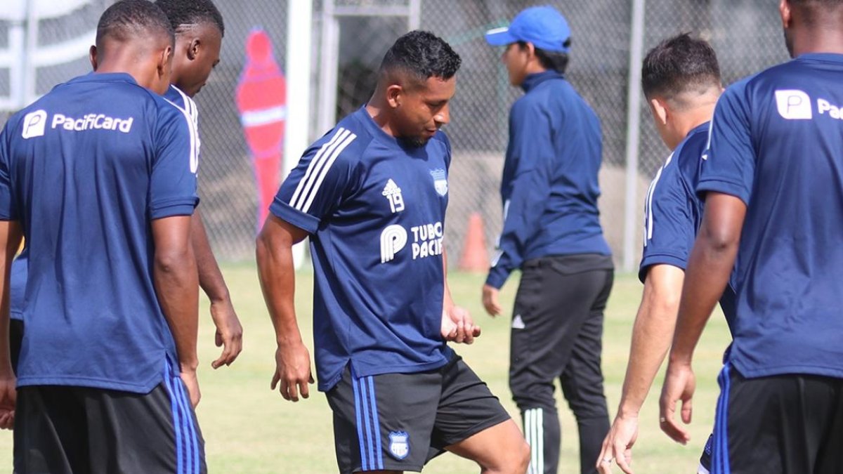 Ángel Gracia no estuvo en el último partido de la LigaPro.