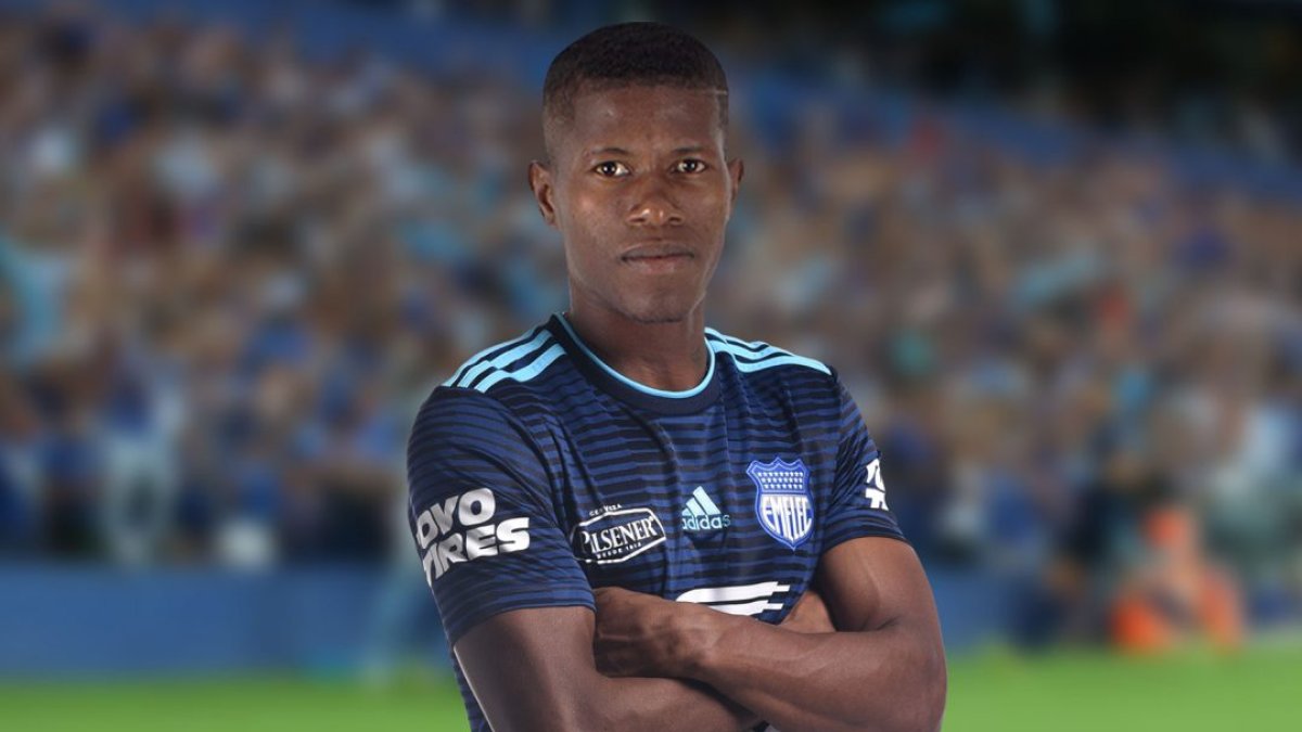 José Hurtado pasó al San Martín de Porres. No estaba en los planes de Ismael Rescalvo