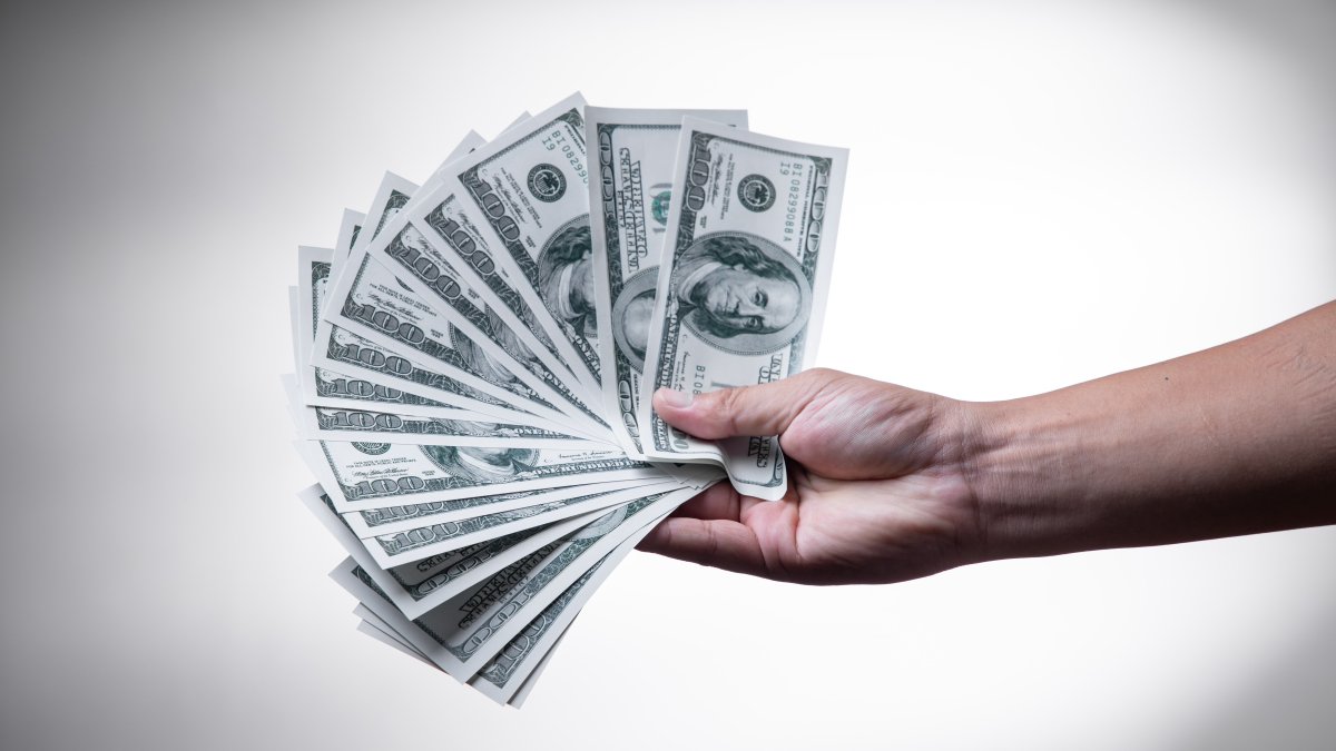 Referencial. Un informe pericial contable establece un perjuicio económico que asciende a 10.000 dólares relacionada a esta estafa de supuestos viajes estudiantiles