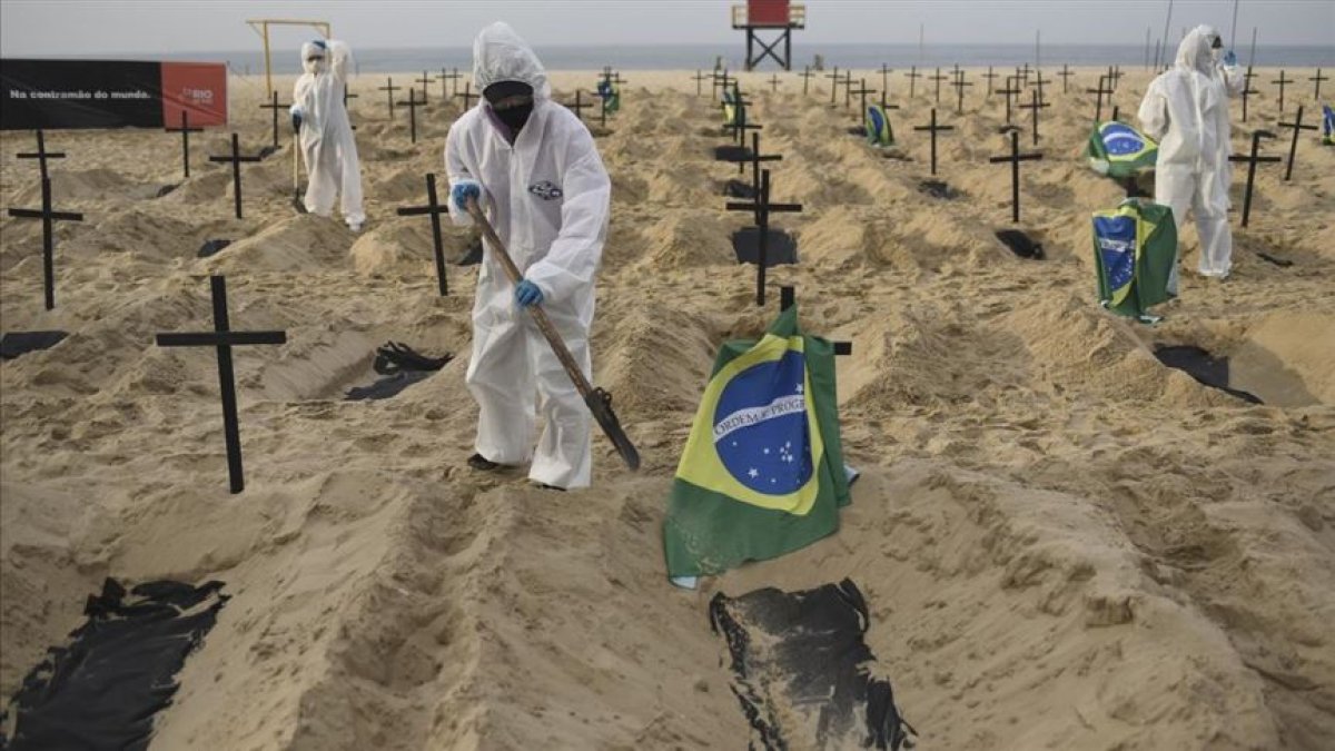 Pese a que Brasil es el epicentro mundial de la pandemia, el líder de la ultraderecha brasileña reforzó este lunes su negacionismo y resaltó que el país es un 