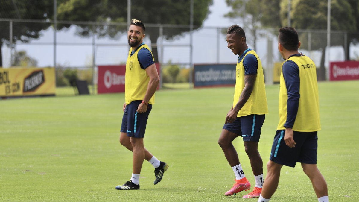 La selección ecuatoriana contará con Noboa, Estupiñán y Mena como estelares contra Bolivia.