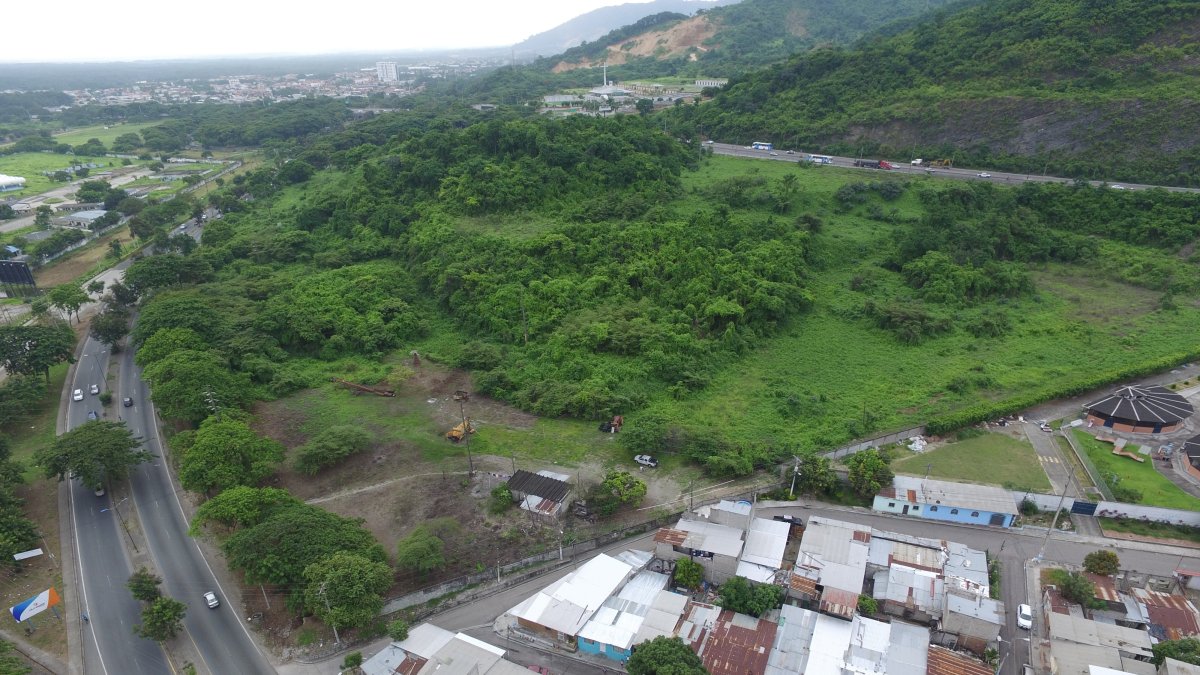 Área. Una de las áreas involucradas del proyecto de la estación.


/GUAYAQUIL- ECUADOR/ ALEX LIMA / EXPRESO