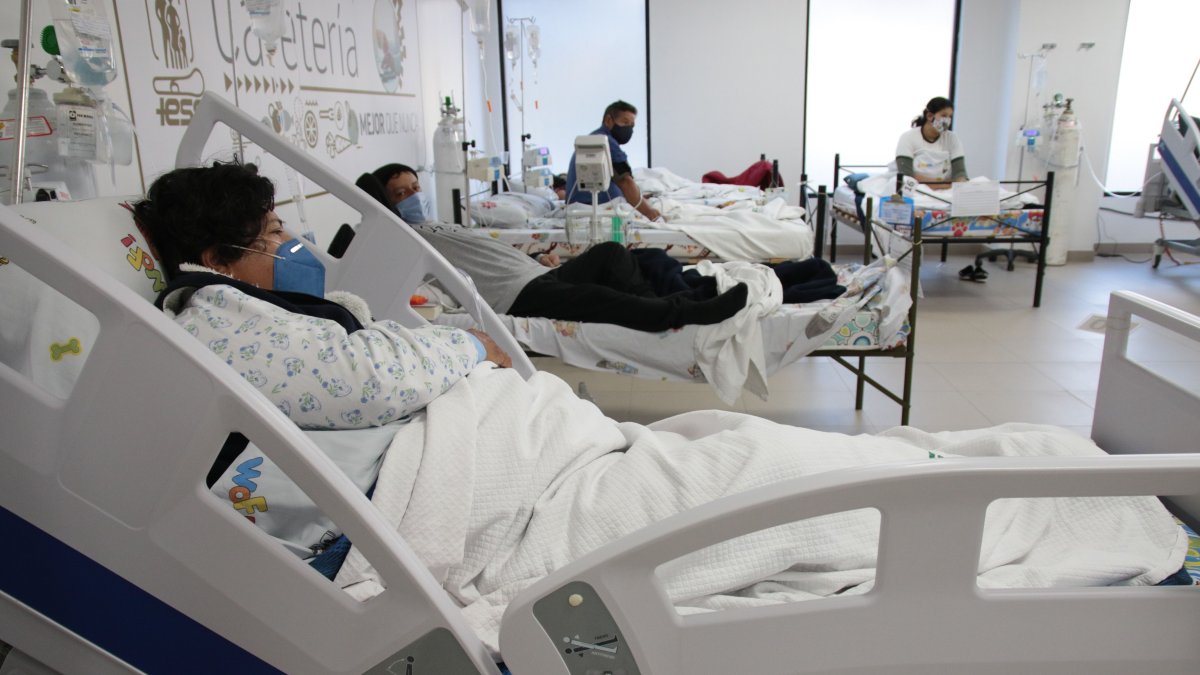 Recorrido por las diferentes áreas para pacientes con  Covid en el hospital del Iess Sur.