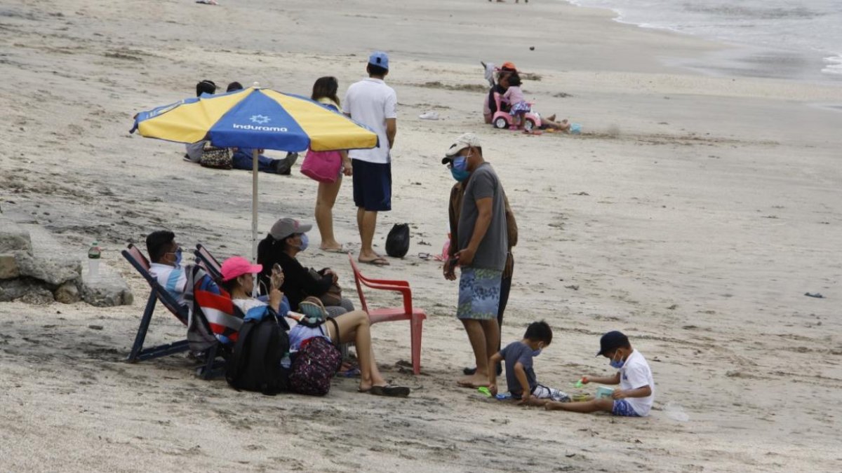Een ningún sitio podrán atender los centros de diversión nocturna; esa fue la disposición, al mediodía de este martes 30 de marzo, del Comité de Operaciones Emergentes.