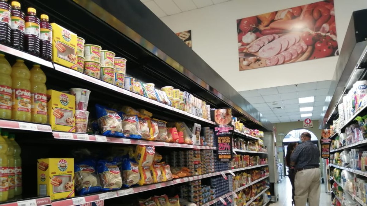 Los supermercados de la ciudad podrán funcionar en horario normal.