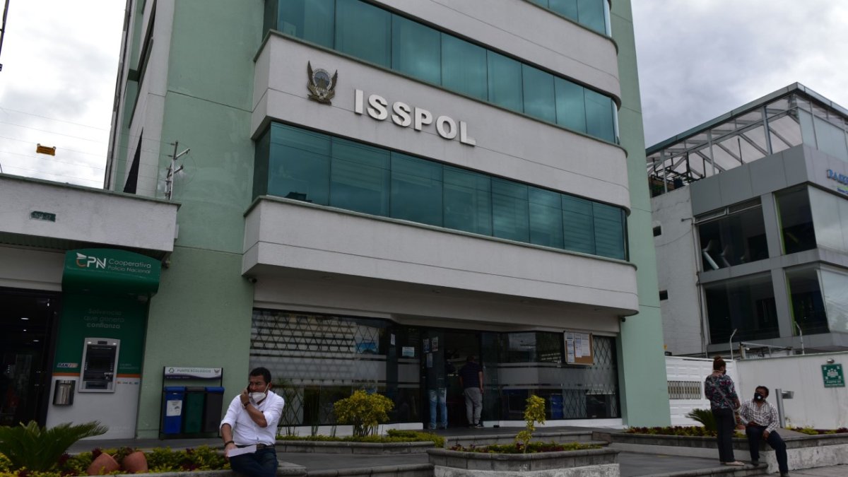 Jorge Chérrez sobornó a funcionarios del Isspol.