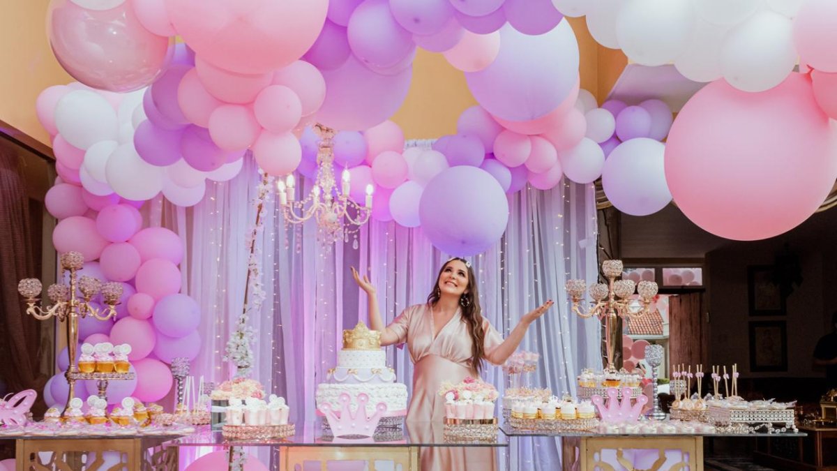 Romina celebró su baby shower.