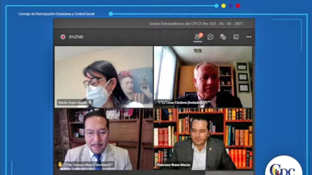 La audiencia se suspendió, pero fue retomada cerca de dos horas después con la exposición de los aspirantes.