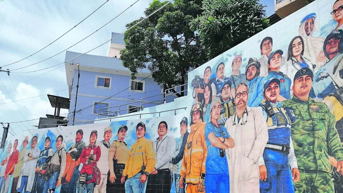 El mural ‘Primera Línea Guayaquil’, de Juan Pablo Toral.
