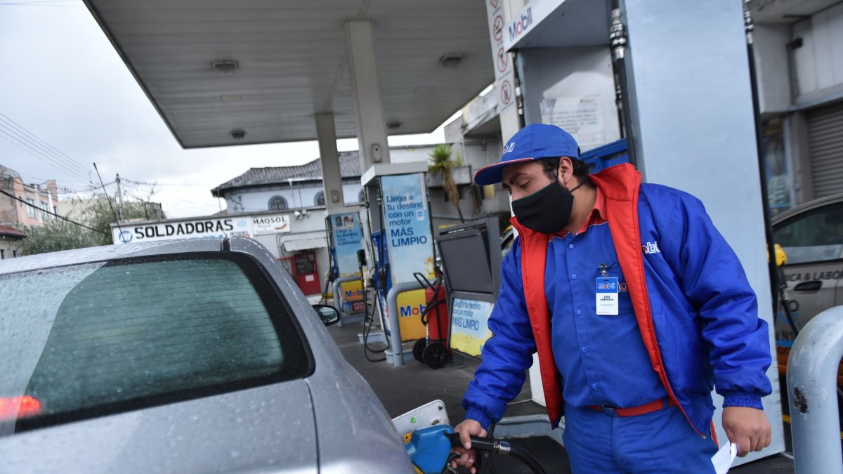 La medida se da en cumplimiento del decreto 1222, firmado el pasado 11 de enero.

ESTACION MOBIL DE LA AVENIDA AMERICA 



11 de marzo  de 2021

KARINA DEFAS 

Agencia (ag-expreso ag-extra ag-quito)