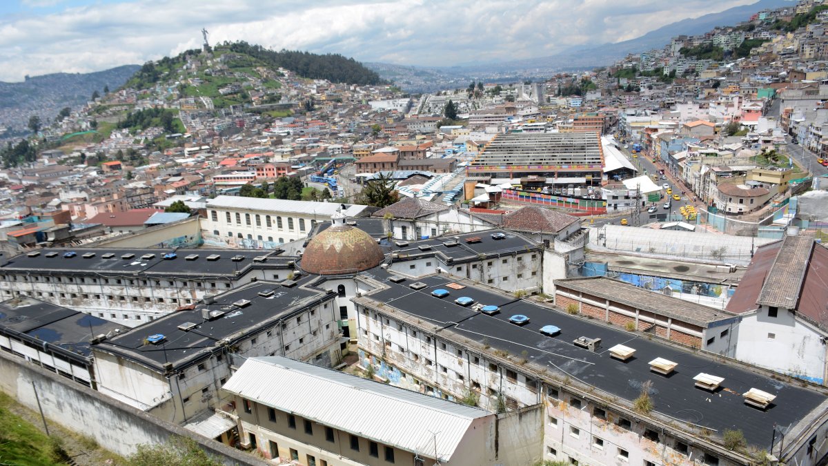 El expenal García Moreno, que se construyó en 1874, se encuentra ubicado en el barrio de San Roque, en el centro de la capital. Está abandonado.
