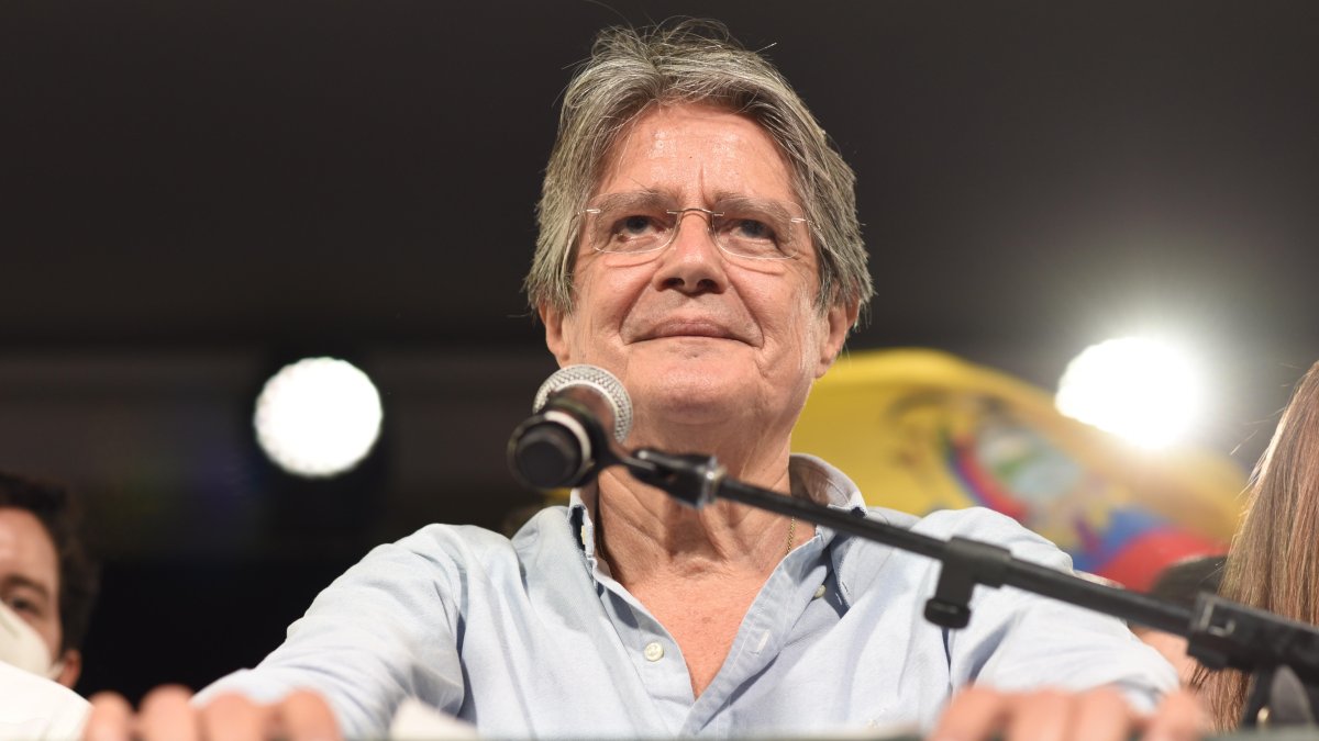 El triunfo del derechista Guillermo Lasso ha calado a nivel internacional.