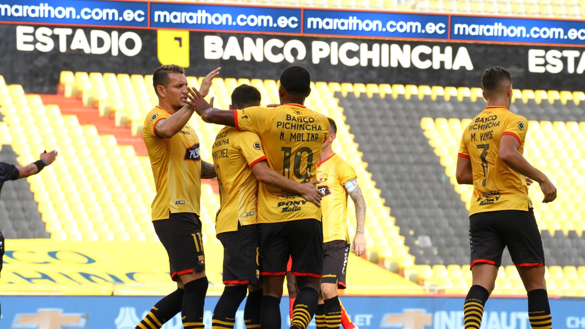 LigaPro llegó a un acuerdo para que una casa de apuestas ponga su nombre en el campeonato nacional.