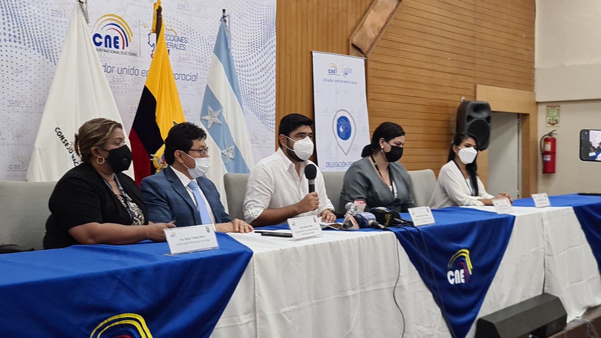 La Junta Provincial del Guayas difundió los resultados preliminares de la votación de la segunda vuelta en la provincia.