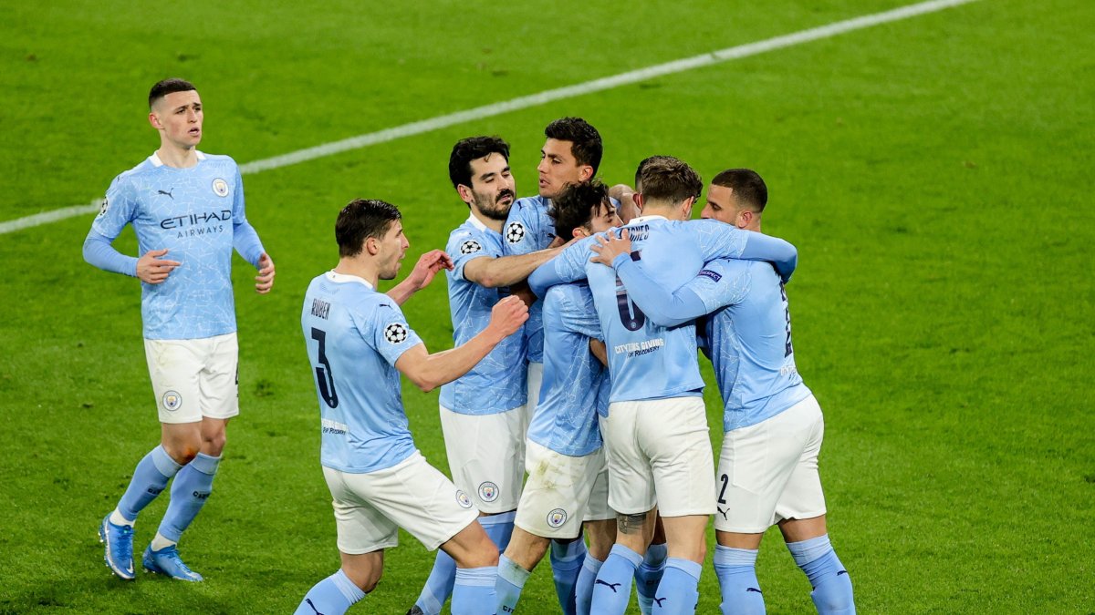 Manchester City festejó la clasificación a semifinales de la Liga de Campeones.