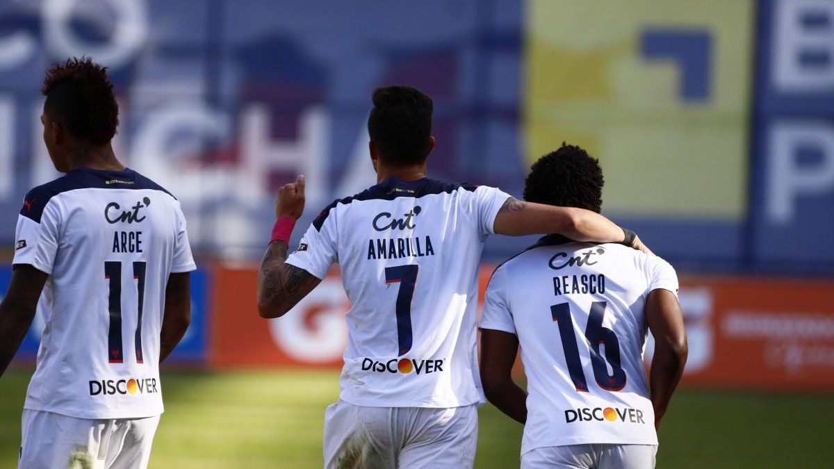 Liga Deportiva Universitaria de Quito no contará con cinco elementos para el arranque de su aventura copera en Chile.