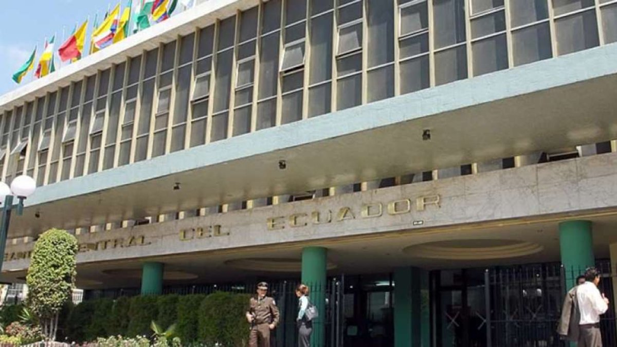 La propuesta legal busca dar independencia al Banco Central del Ecuador.
