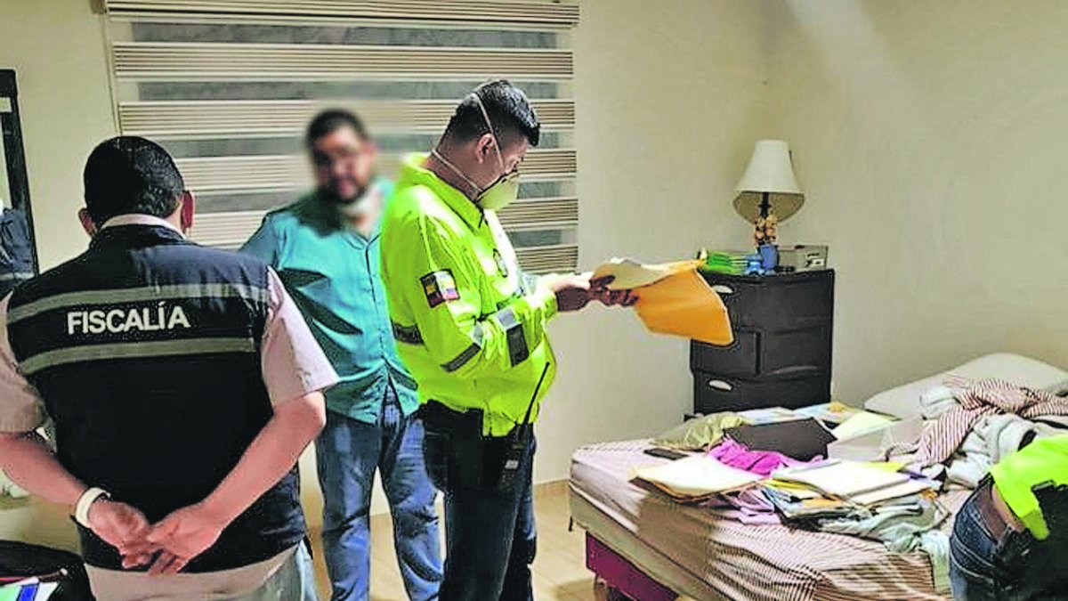 La investigación se generó de un informe de Contraloría por la adquisición de medicamentos e insumo médicos al Teodoro Maldonado Carbo.