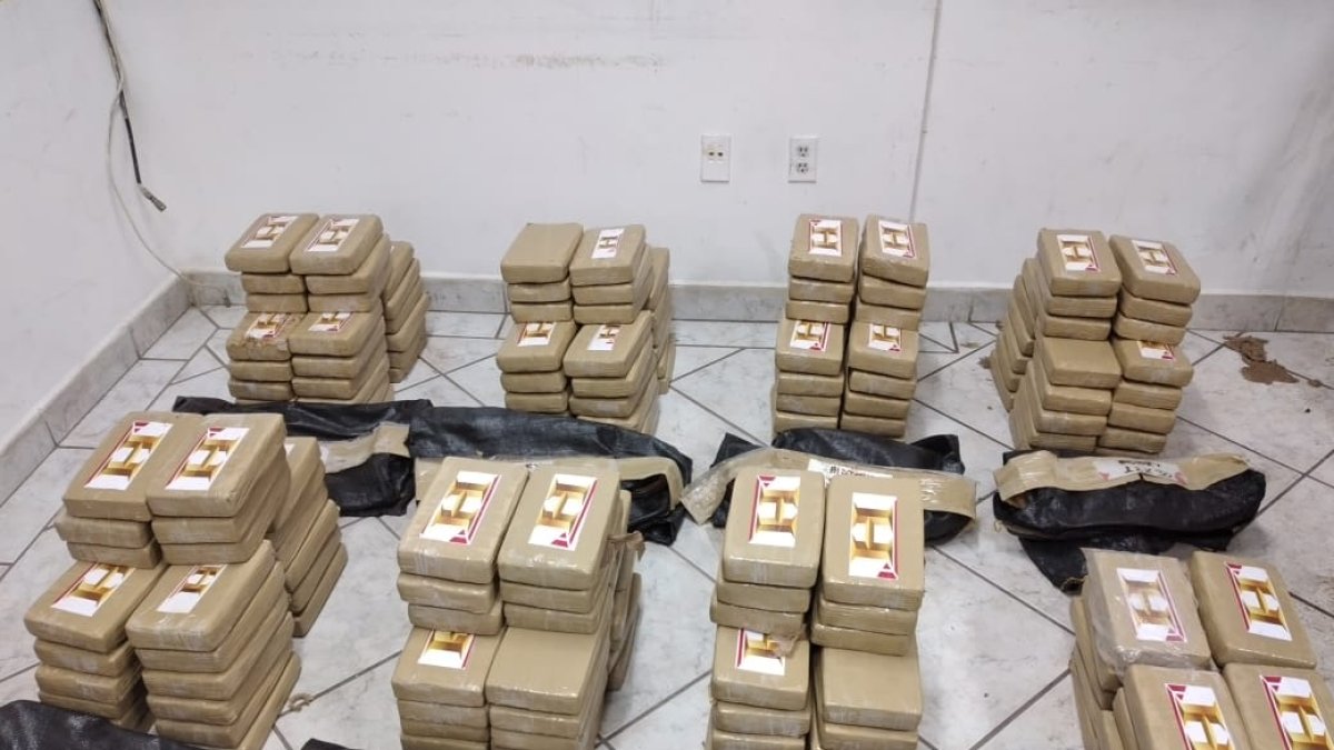 Hallazgo. Miembros de las Fuerzas Armadas encontraron drogas en un patrullaje.