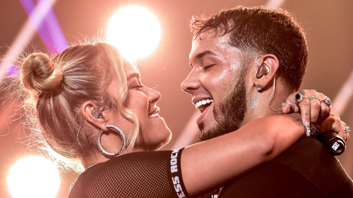Aunque ninguno de los dos hablaba al respecto, el tema fue tomando más fuerza cuando Anuel AA no estuvo presente en el cumpleaños número 30 de Karol G, celebrado el 14 de febrero en una exclusiva playa.