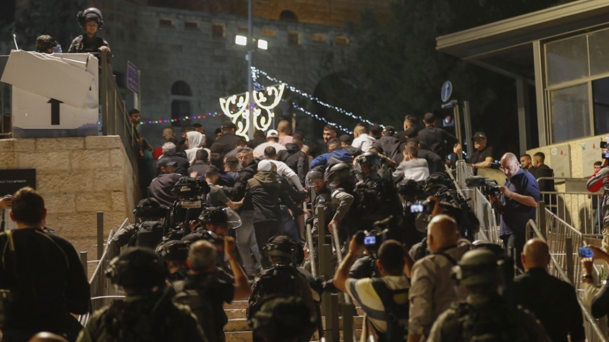 Siguen los enfrentamientos entre israelíes y palestinos.