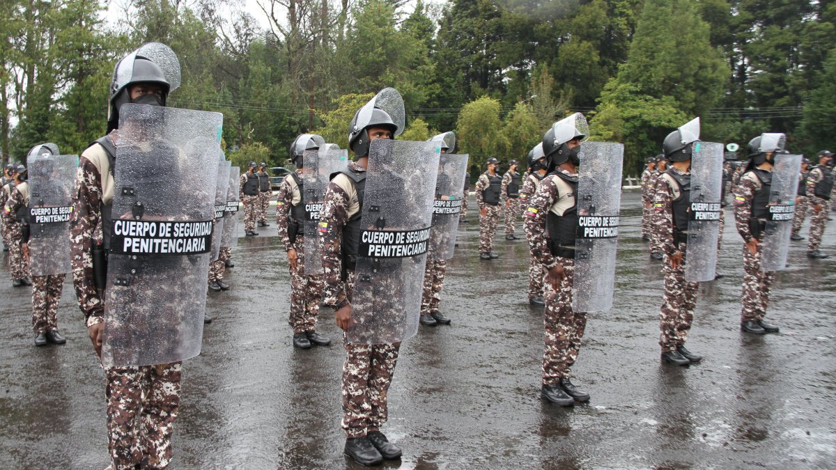 Personal. El pasado 19 de abril se incorporaron 198 guías al cuerpo de seguridad y vigilancia de las prisiones.
