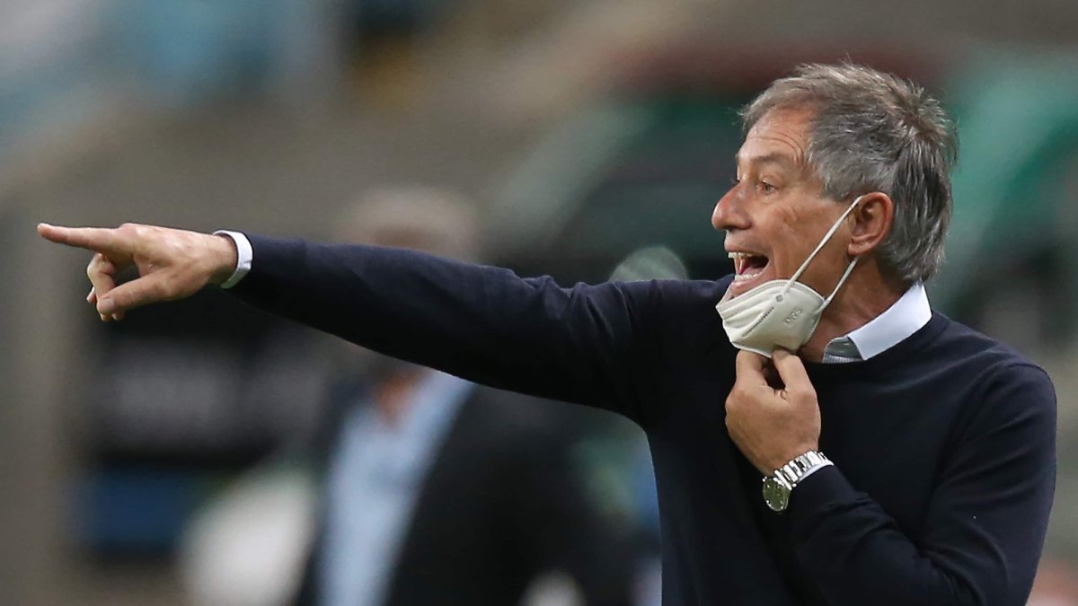 Ariel Holan es el nuevo entrenador de Barcelona