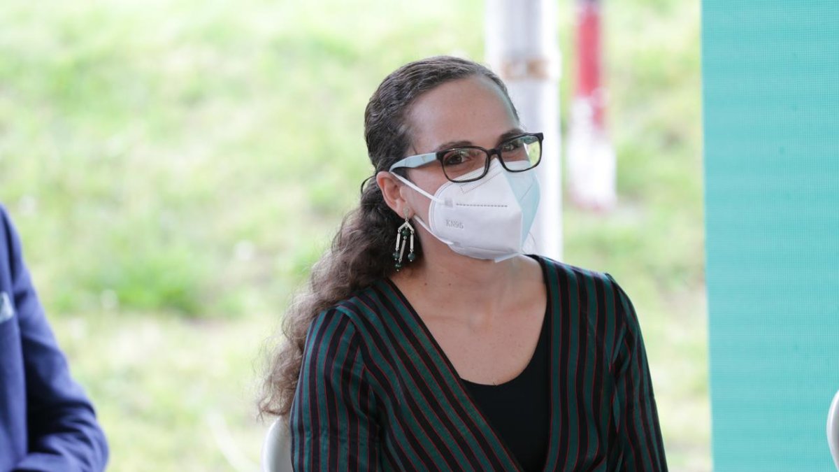 María Brown, licenciada en Relaciones Internacionales por la Universidad San Andrés de Buenos Aires.