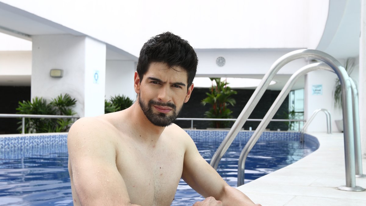 César Morales empezó hace un año y medio su carrera como solista.