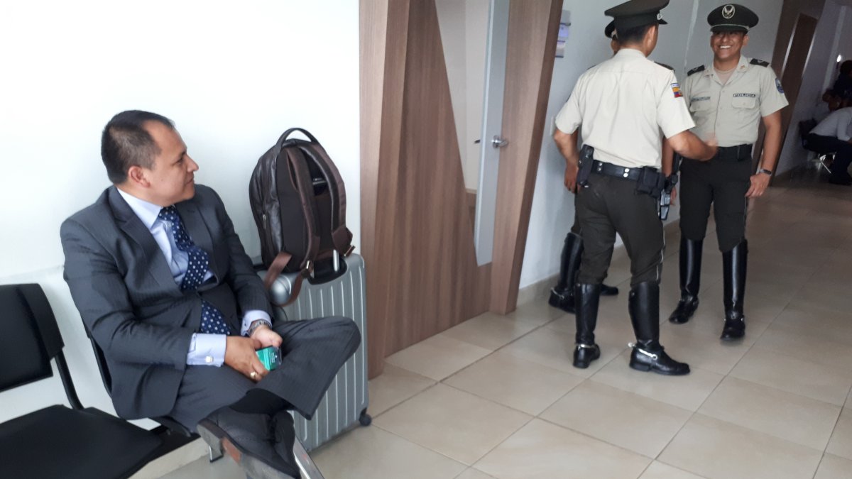 El fiscal César Suárez, quien investiga el caso, continuará mañana con la exposición del dictamen acusatorio a los procesados.