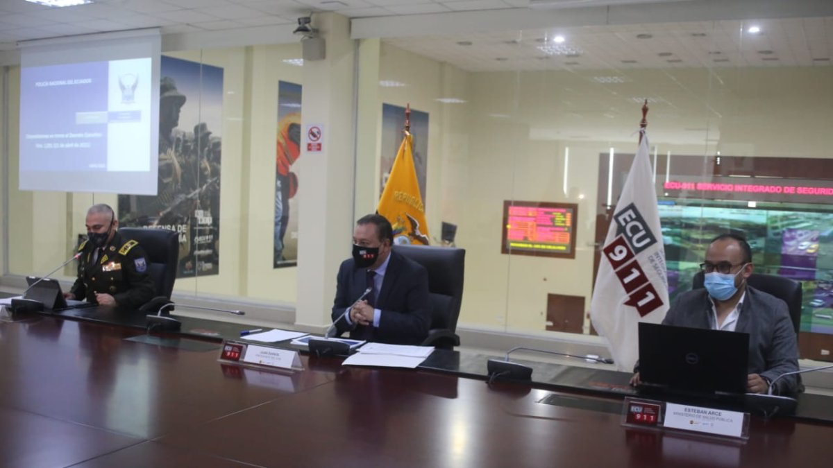 Los voceros de la Policía, el COE Nacional y el Ministerio de Salud hicieron este 29 de abril un balance de la primera semana del estado de excepción.