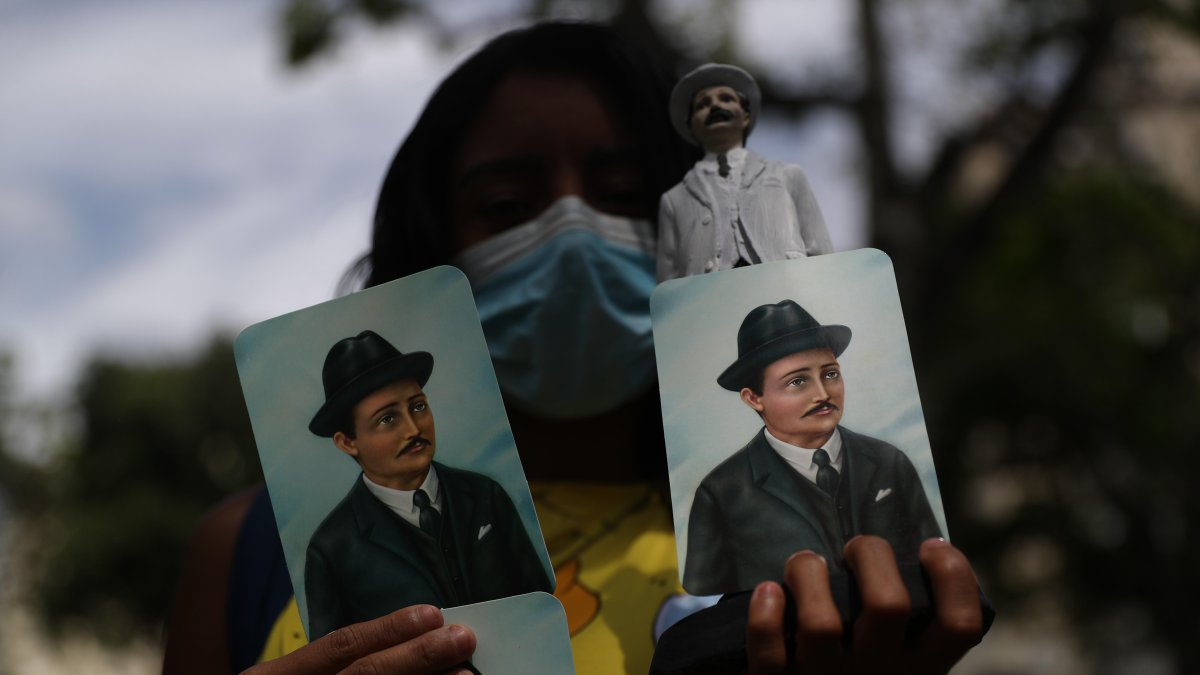 El doctor venezolano José Gregorio Hernández, conocido popularmente como 