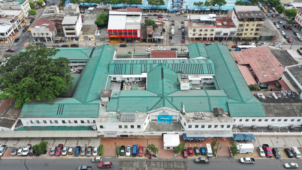 El Bicentenario. El plan de Rosero era convertir el hospital en un lugar comercial, pero la emergencia le dio un giro a la historia.