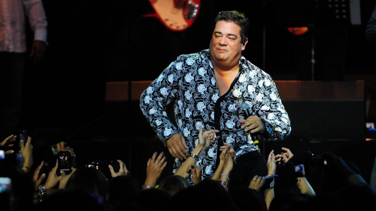 Ray Reyes en una de sus presentaciones con el tour Súbete a mi moto