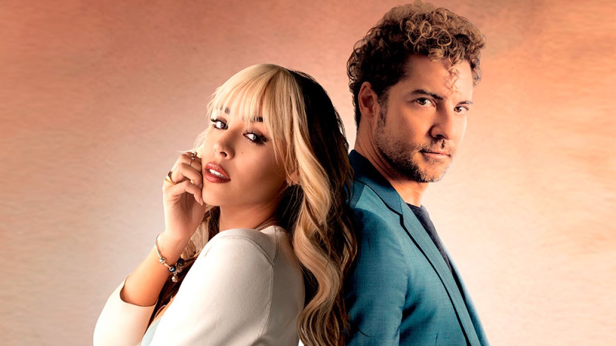 Danna Paola y David Bisbal.