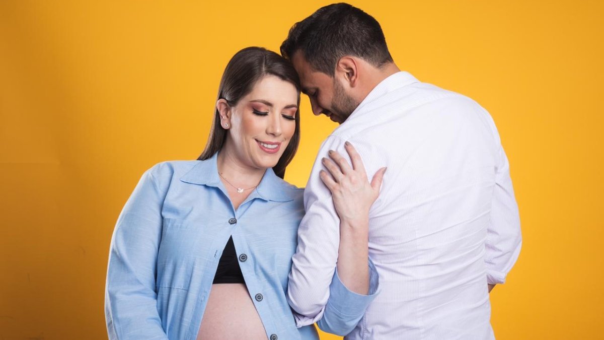 Cynthia con su pareja, Fernando Valdivieso.