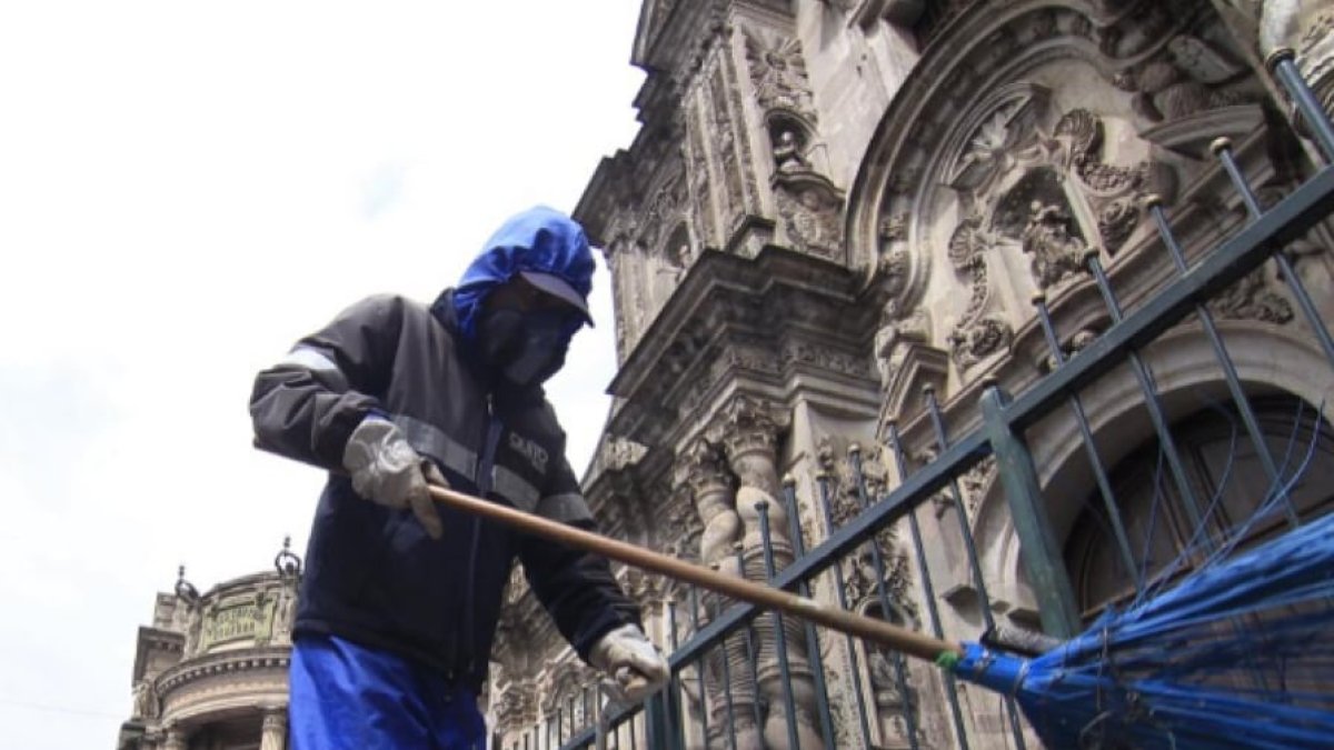 El Distrito Metropolitano de Quito produce un promedio diario de 2.200 toneladas de basura.