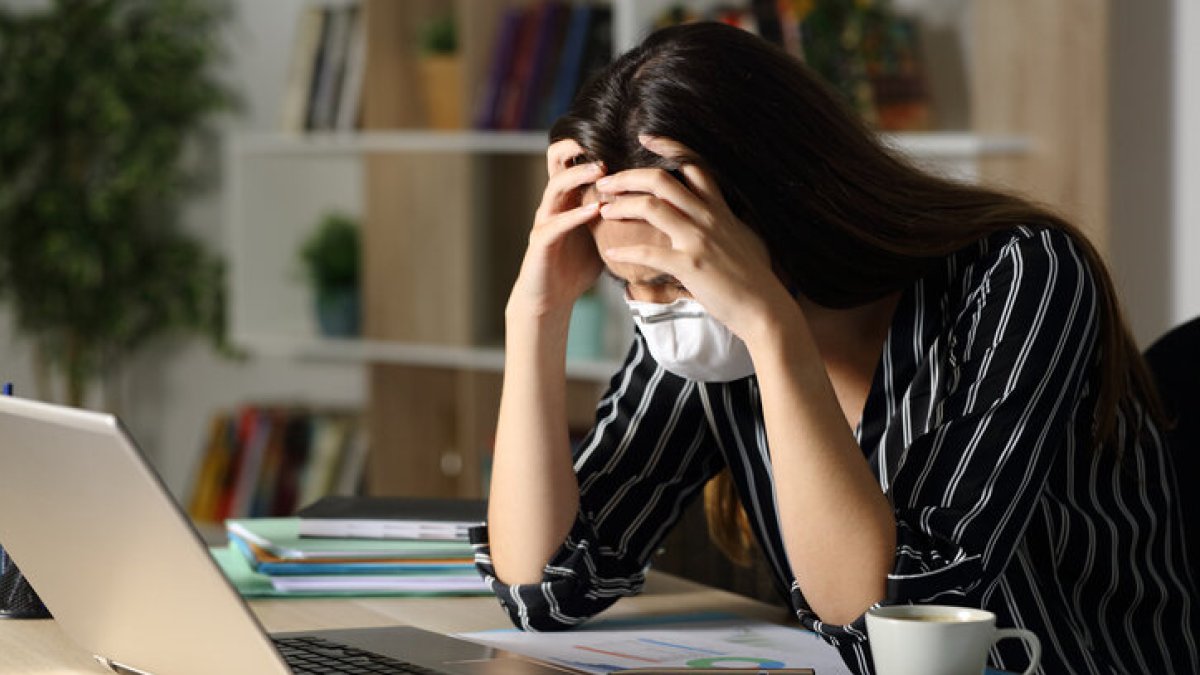 El ministro precisó que solo el 23,9 % de las mujeres que trabajan tiene un empleo adecuado, mientras que el 20 % se encuentra en situación de subempleo y empleo no remunerado.