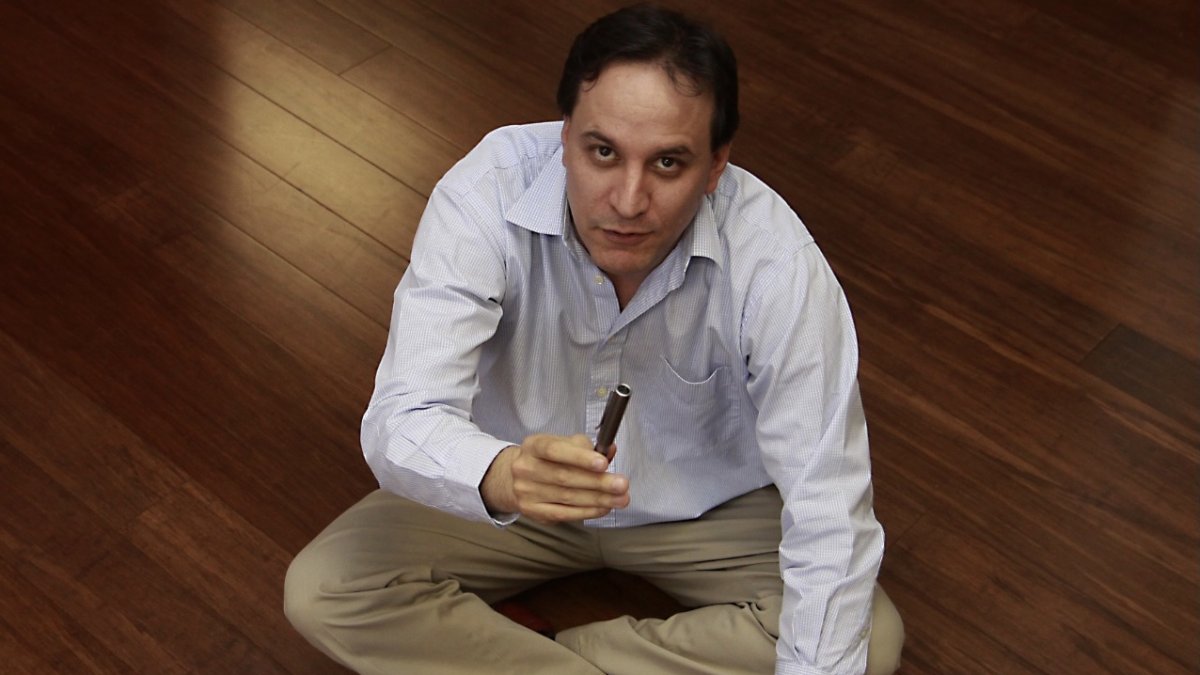 Cueva tiene experiencia en organismos multilaterales. Trabajo en el FMI como representante en Bolivia.