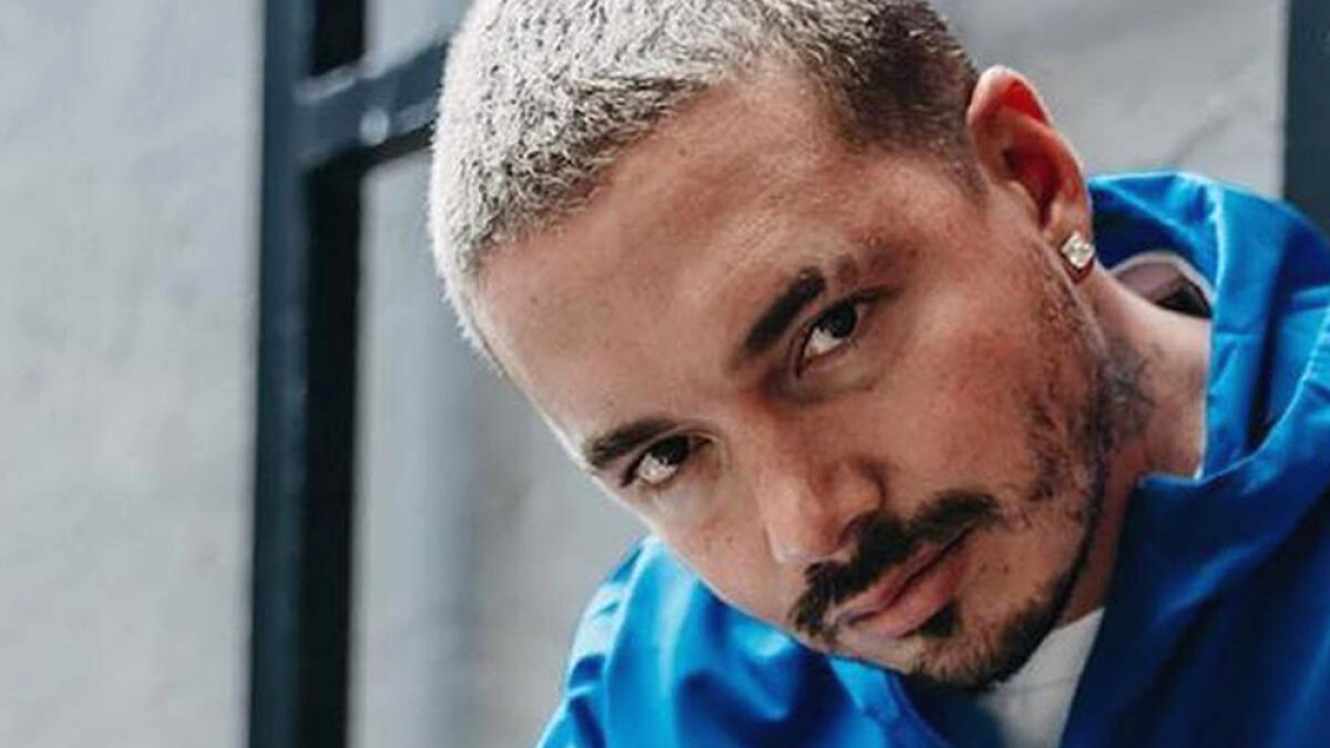 J Balvin es conocido por temas como 'Mi gente' y 'Rojo'.